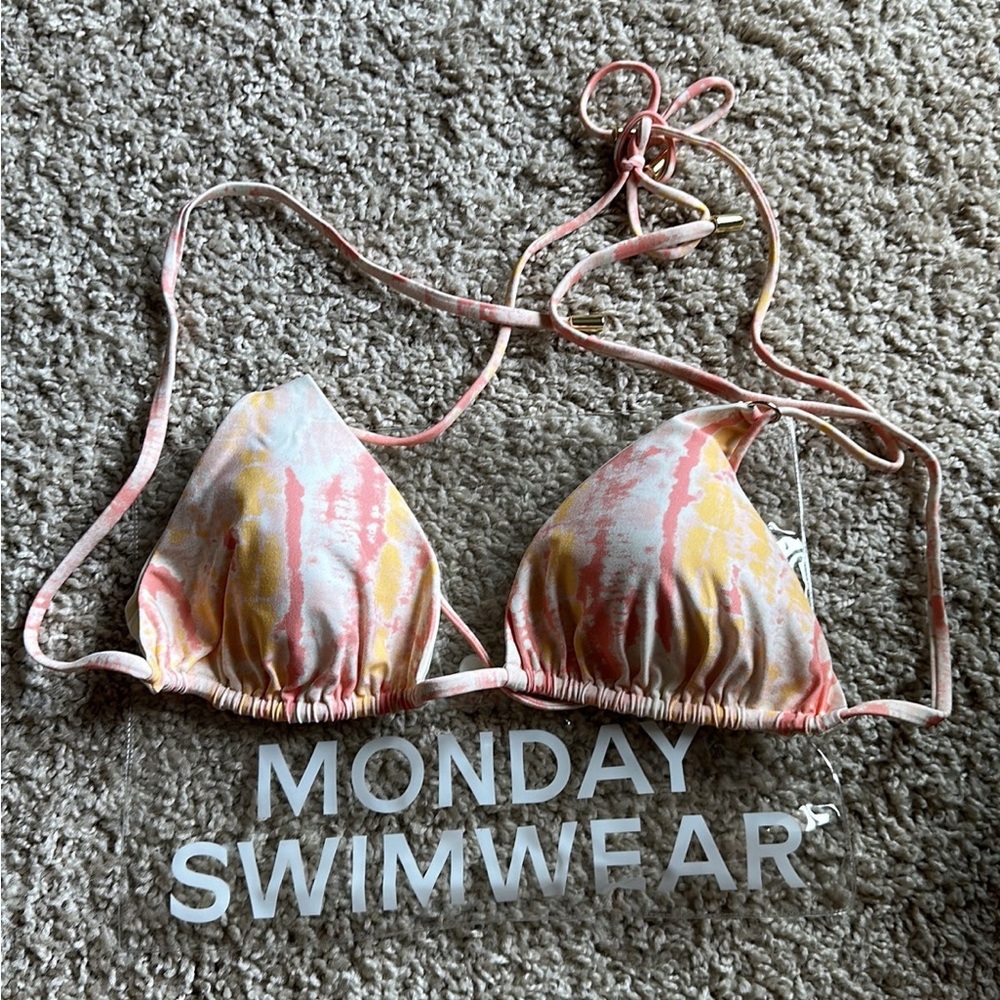 Monday Swimwear bikini top